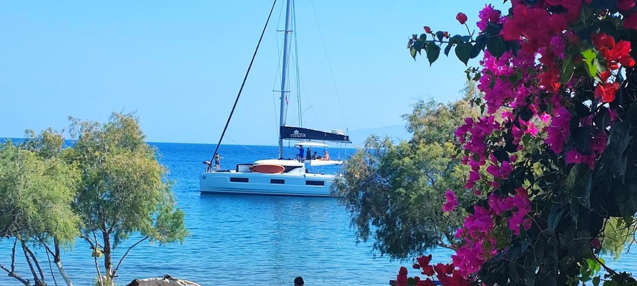 Diana'S Luxury Suites Kythnos Exterior foto
