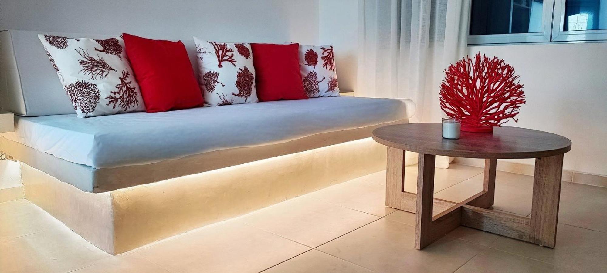 Diana'S Luxury Suites Kythnos Exterior foto